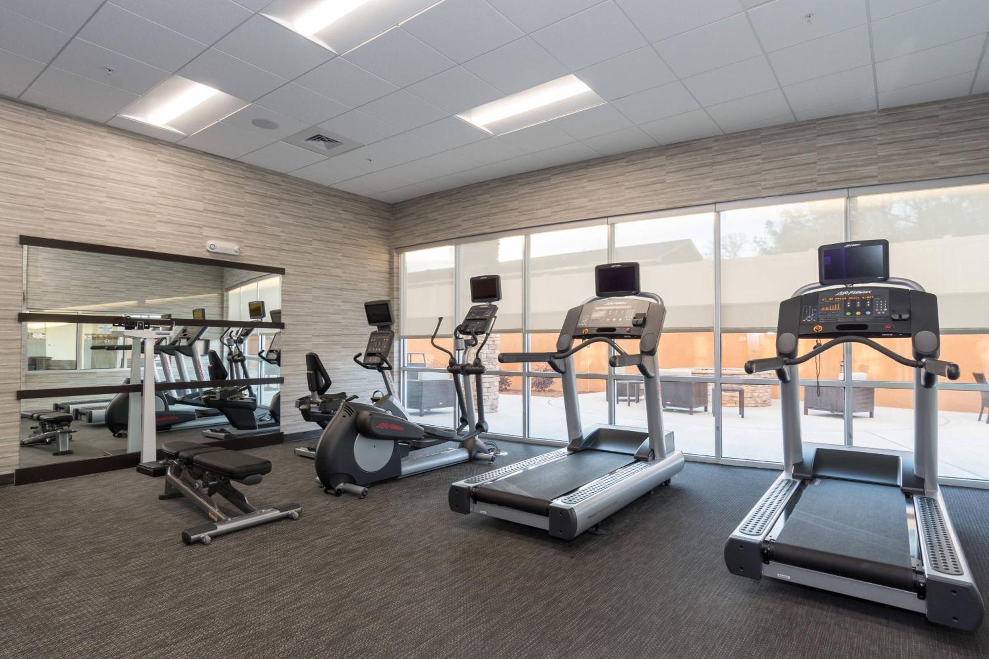 Courtyard By Marriott Fayetteville Fort Liberty - Spring Lake Bagian luar foto