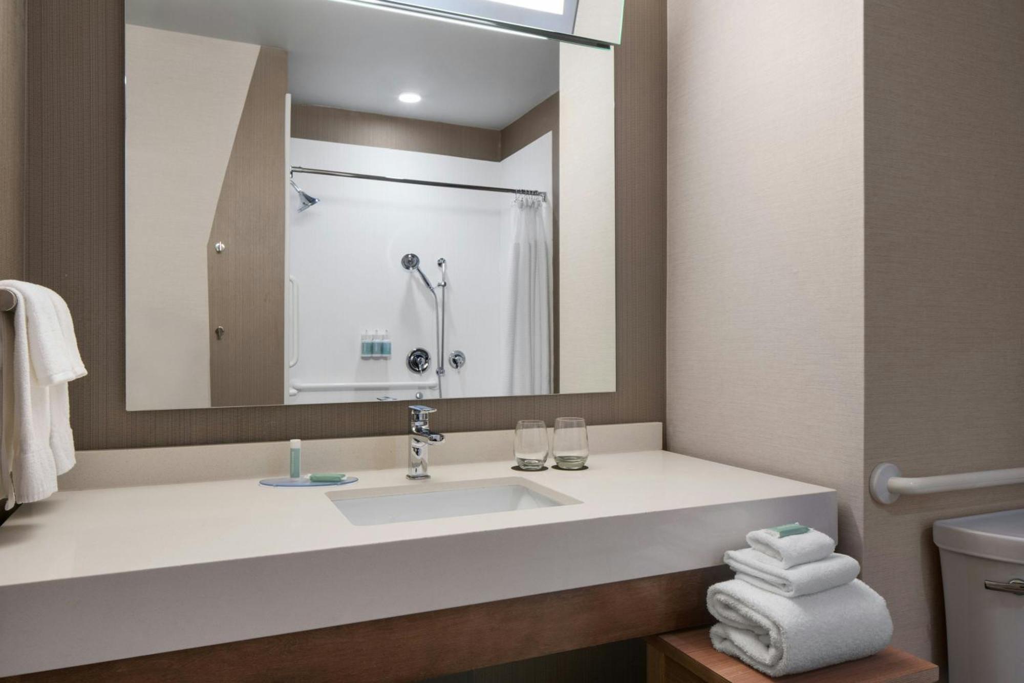 Courtyard By Marriott Fayetteville Fort Liberty - Spring Lake Bagian luar foto
