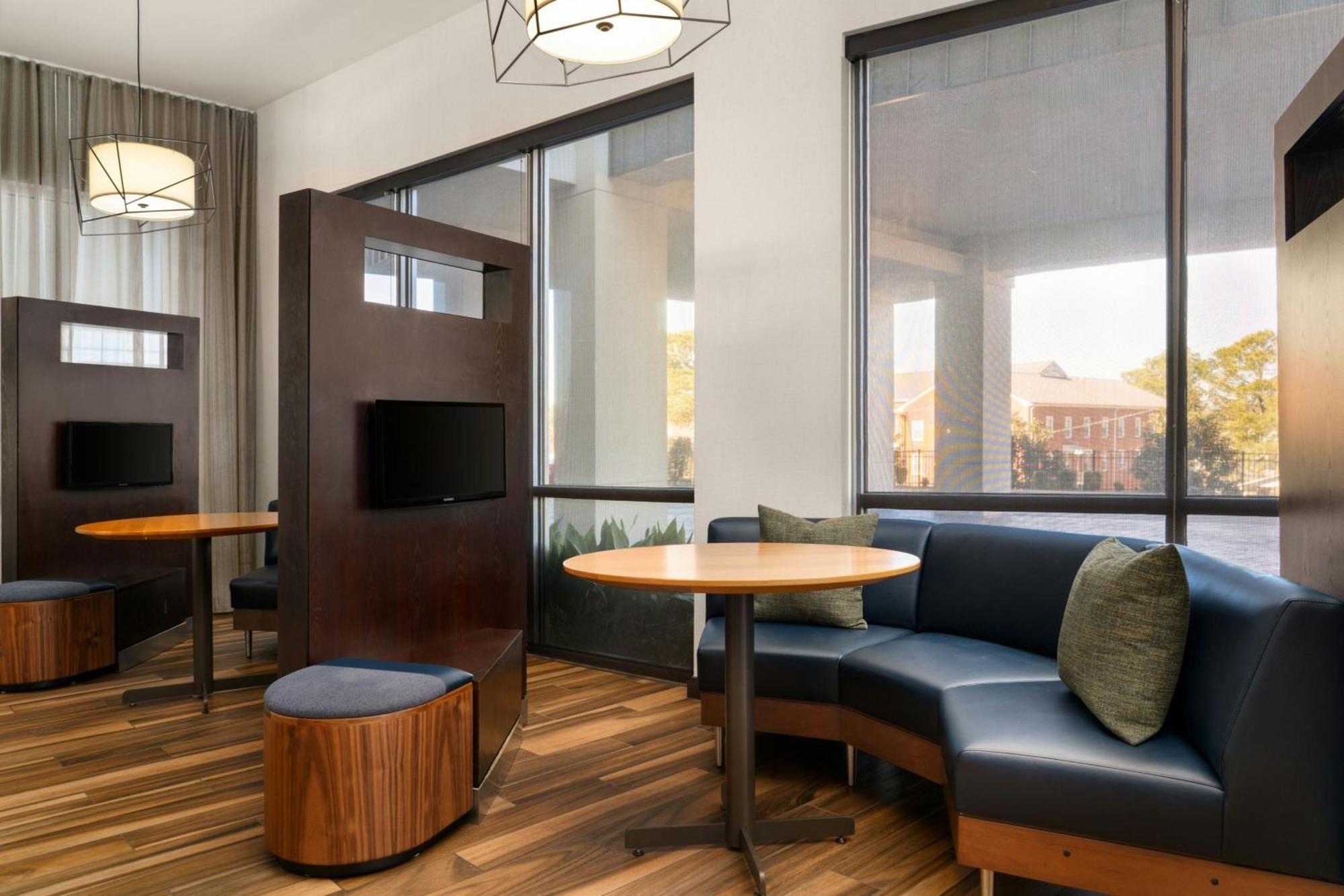 Courtyard By Marriott Fayetteville Fort Liberty - Spring Lake Bagian luar foto