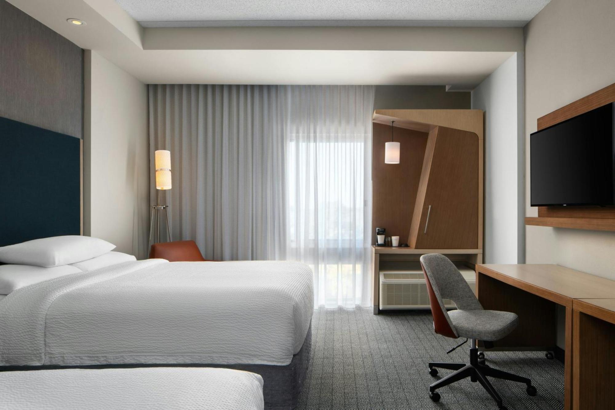 Courtyard By Marriott Fayetteville Fort Liberty - Spring Lake Bagian luar foto
