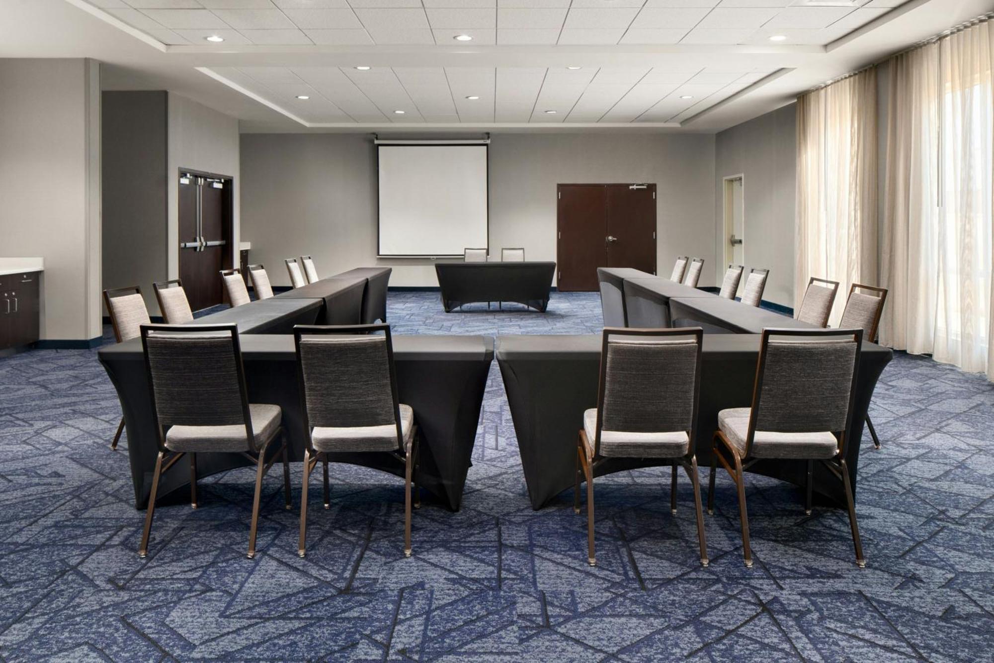 Courtyard By Marriott Fayetteville Fort Liberty - Spring Lake Bagian luar foto